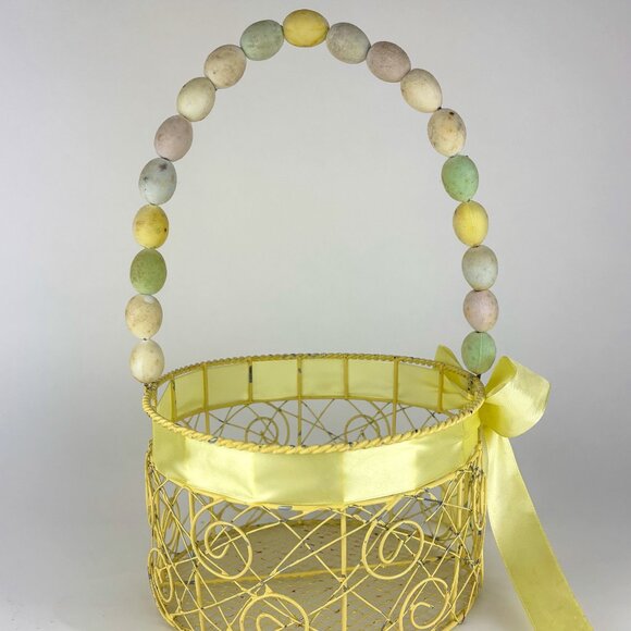 Vintage Easter Basket with Delicate Wirework - Picture 1 of 7